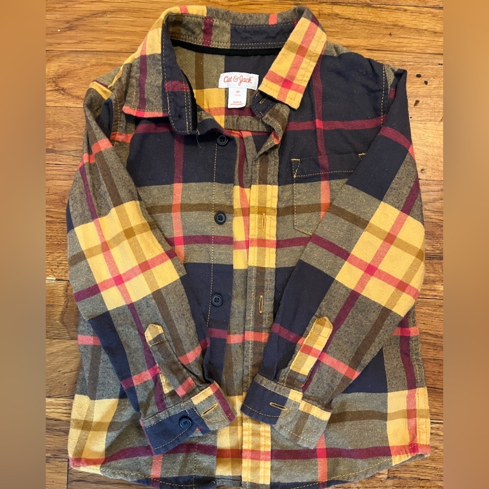 1 OldNavy Toddler Boy,Size-5T flannel & 1 Cat&Jack Toddler Boy,Size-4T flannel